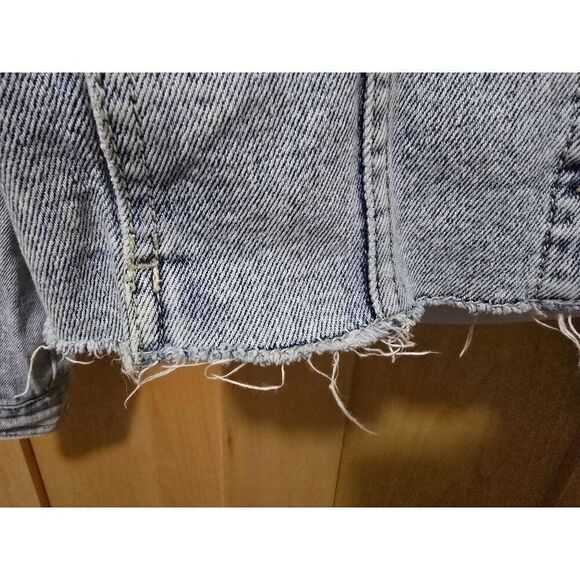 Cropped Oversized Denim Jacket With Gray Hoodie & Frayed Hem Womens Size XXS - Picture 4 of 13